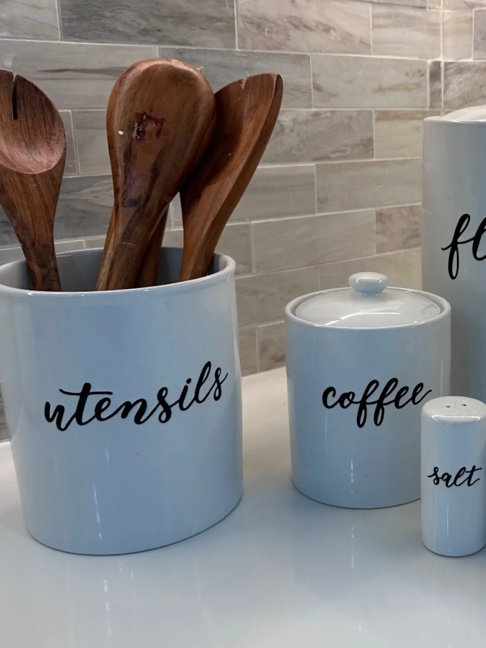 Kitchen set - Picture 2 of 2